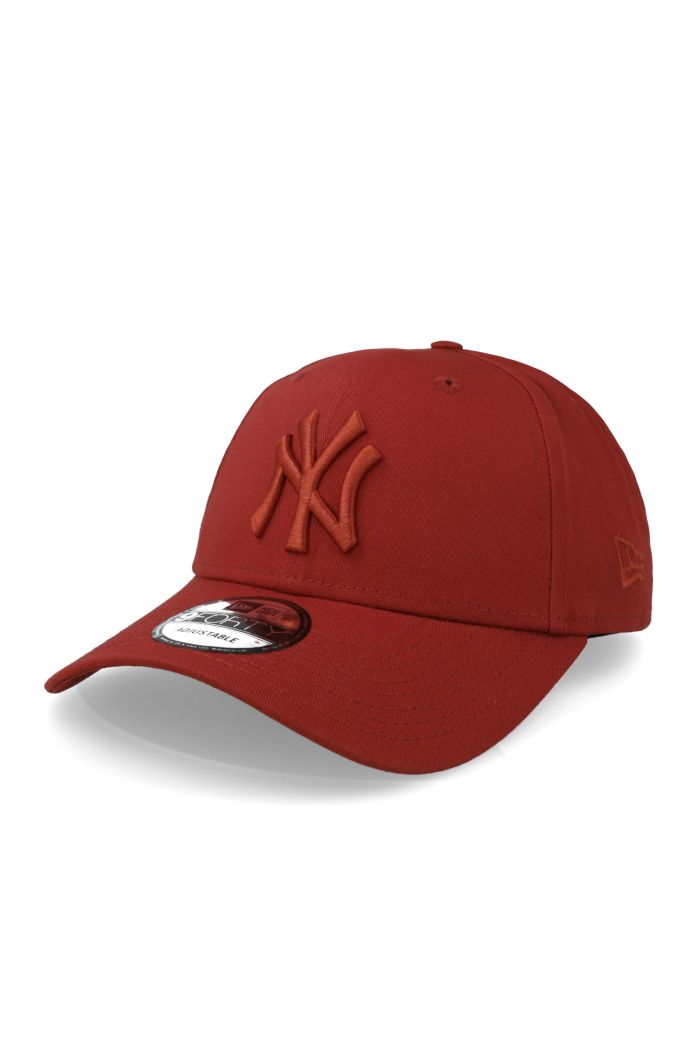 Gorra New Era 9 Forty MLB Yankees League Essential Rojo V1 Unitalla